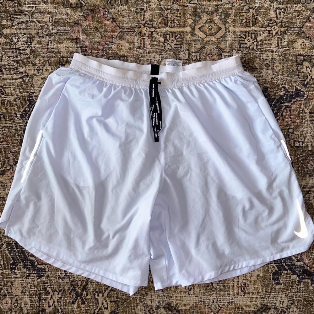 Nike Stride
Men's Dri-FIT 7" Brief-Lined Running Shorts